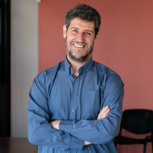 Dr. Sebastián Goinheix