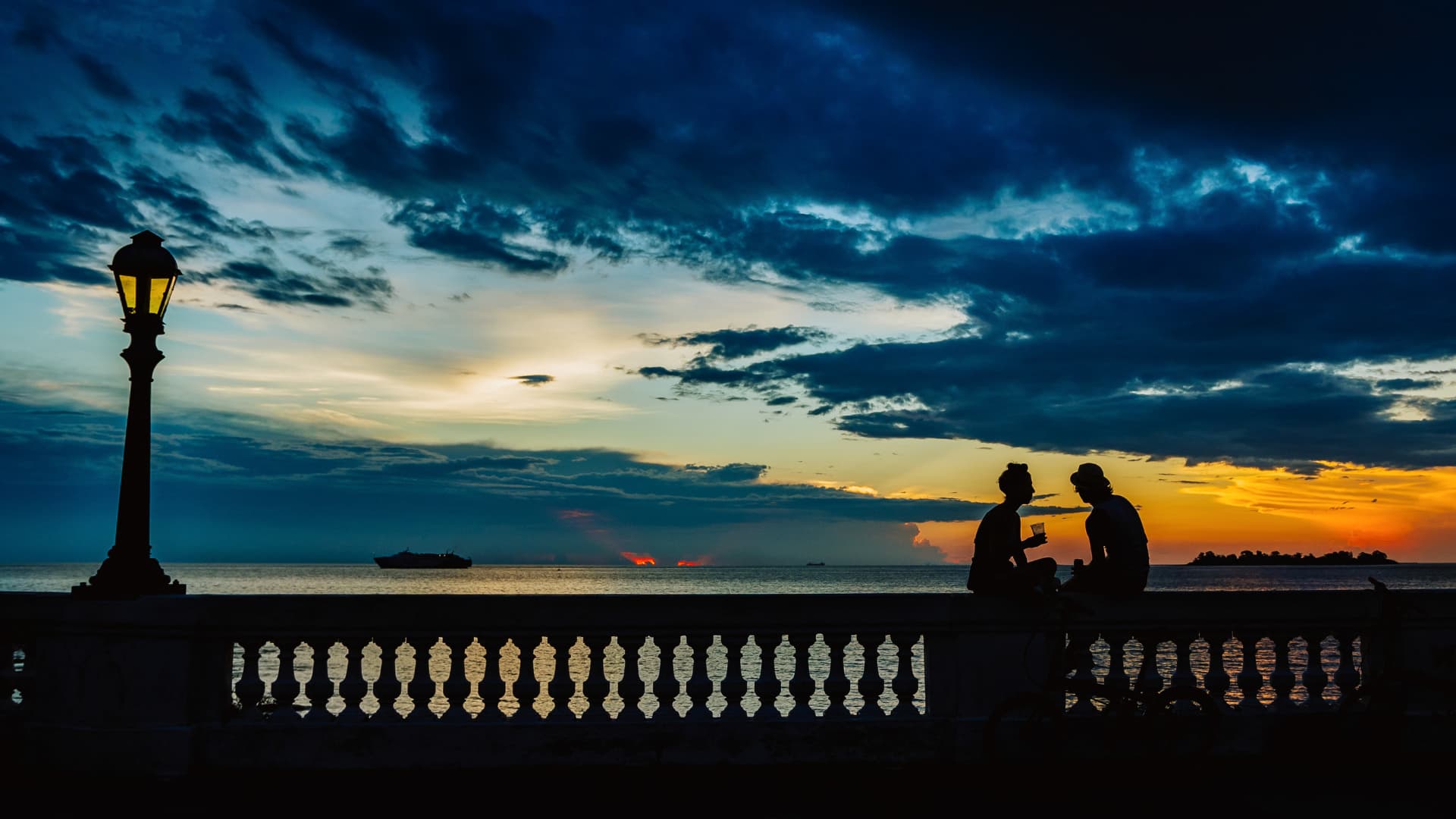 Atardecer en Colonia del Sacramento